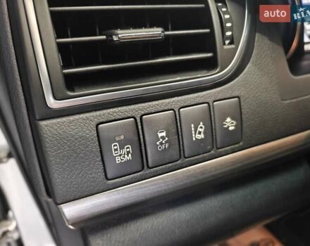 Серый Тойота Камри, объемом двигателя 2.49 л и пробегом 111 тыс. км за 17000 $, фото 23 на Automoto.ua