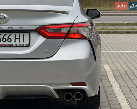 Сірий Тойота Камрі, об'ємом двигуна 2.49 л та пробігом 220 тис. км за 17700 $, фото 11 на Automoto.ua