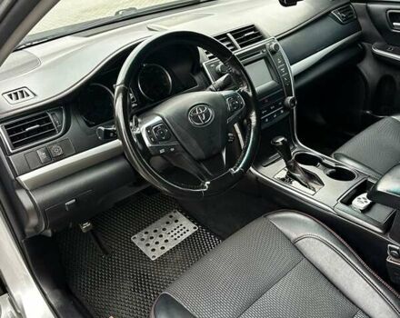 Сірий Тойота Камрі, об'ємом двигуна 2.49 л та пробігом 172 тис. км за 14600 $, фото 18 на Automoto.ua