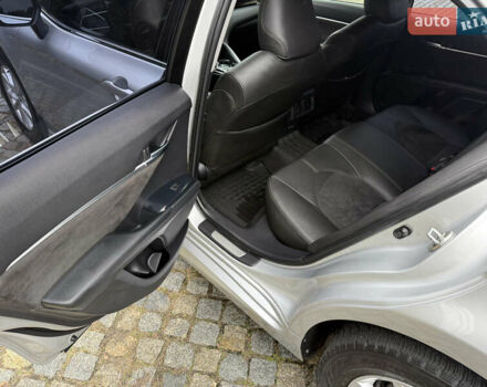 Серый Тойота Камри, объемом двигателя 2.49 л и пробегом 119 тыс. км за 20500 $, фото 17 на Automoto.ua