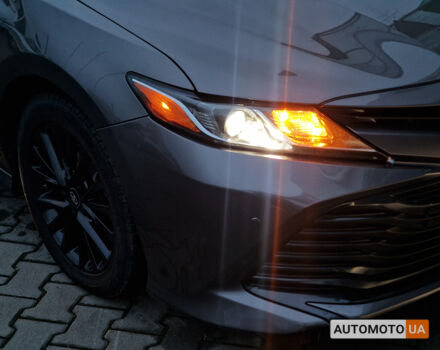 Сірий Тойота Камрі, об'ємом двигуна 2.5 л та пробігом 117 тис. км за 16553 $, фото 2 на Automoto.ua