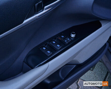 Сірий Тойота Камрі, об'ємом двигуна 2.5 л та пробігом 117 тис. км за 16553 $, фото 15 на Automoto.ua