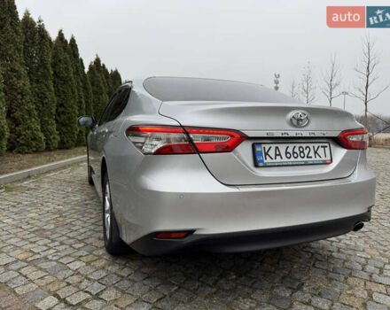 Серый Тойота Камри, объемом двигателя 2.49 л и пробегом 119 тыс. км за 20500 $, фото 13 на Automoto.ua