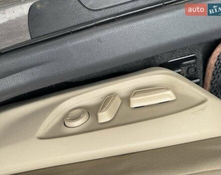 Серый Тойота Камри, объемом двигателя 2.5 л и пробегом 180 тыс. км за 15800 $, фото 3 на Automoto.ua