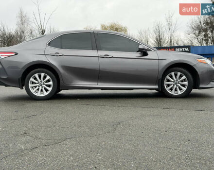 Сірий Тойота Камрі, об'ємом двигуна 2.49 л та пробігом 87 тис. км за 17850 $, фото 6 на Automoto.ua