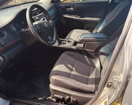 Серый Тойота Камри, объемом двигателя 2.49 л и пробегом 135 тыс. км за 16500 $, фото 3 на Automoto.ua