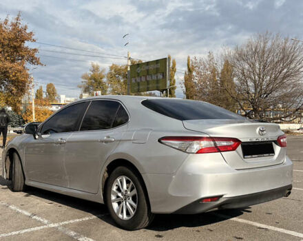 Серый Тойота Камри, объемом двигателя 2.49 л и пробегом 235 тыс. км за 21300 $, фото 10 на Automoto.ua