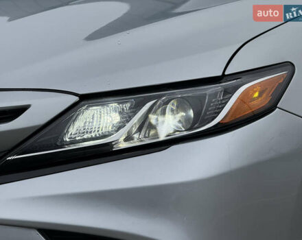 Сірий Тойота Камрі, об'ємом двигуна 2.49 л та пробігом 220 тис. км за 17700 $, фото 2 на Automoto.ua