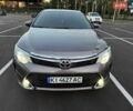 Серый Тойота Камри, объемом двигателя 2.49 л и пробегом 214 тыс. км за 17000 $, фото 1 на Automoto.ua