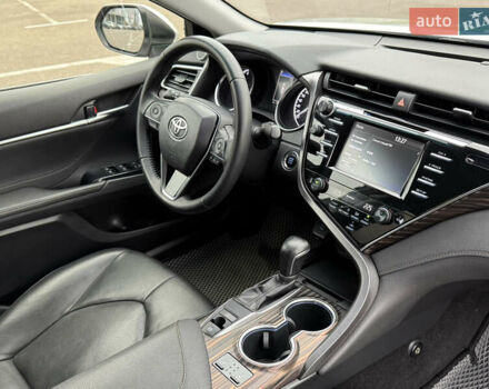 Сірий Тойота Камрі, об'ємом двигуна 2.49 л та пробігом 152 тис. км за 20999 $, фото 31 на Automoto.ua