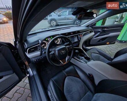 Сірий Тойота Камрі, об'ємом двигуна 2.49 л та пробігом 117 тис. км за 16678 $, фото 16 на Automoto.ua