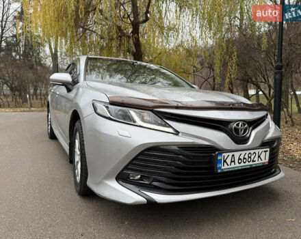 Серый Тойота Камри, объемом двигателя 2.49 л и пробегом 119 тыс. км за 20500 $, фото 1 на Automoto.ua