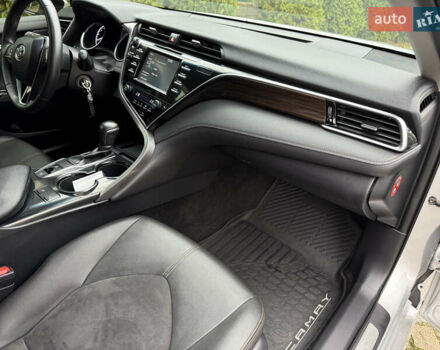 Серый Тойота Камри, объемом двигателя 2.49 л и пробегом 119 тыс. км за 20500 $, фото 23 на Automoto.ua