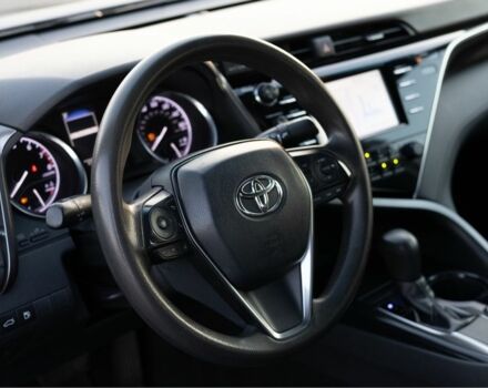 Серый Тойота Камри, объемом двигателя 2.5 л и пробегом 175 тыс. км за 18300 $, фото 13 на Automoto.ua