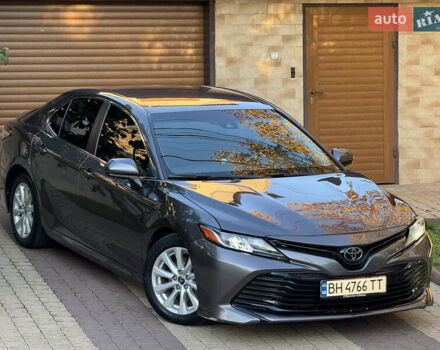 Тойота Камри 2017 в Одессе на Automoto.ua Серый Тойота Камри, объемом двигателя 2.49 л и пробегом 116 тыс. км за 16500 $, фото 1 на Automoto.ua