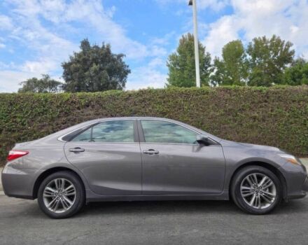 Серый Тойота Камри, объемом двигателя 2.5 л и пробегом 55 тыс. км за 11000 $, фото 2 на Automoto.ua