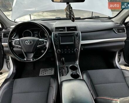 Сірий Тойота Камрі, об'ємом двигуна 2.49 л та пробігом 172 тис. км за 14600 $, фото 20 на Automoto.ua