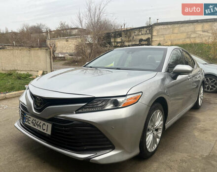 Серый Тойота Камри, объемом двигателя 2.49 л и пробегом 77 тыс. км за 22700 $, фото 3 на Automoto.ua