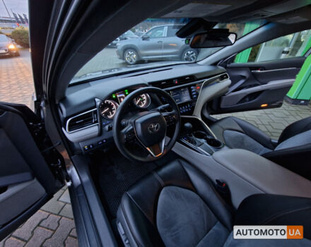 Сірий Тойота Камрі, об'ємом двигуна 2.5 л та пробігом 117 тис. км за 16553 $, фото 14 на Automoto.ua