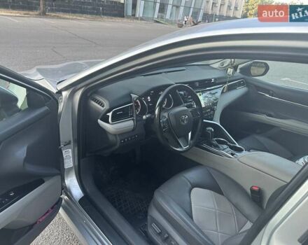 Серый Тойота Камри, объемом двигателя 2.49 л и пробегом 110 тыс. км за 21500 $, фото 15 на Automoto.ua