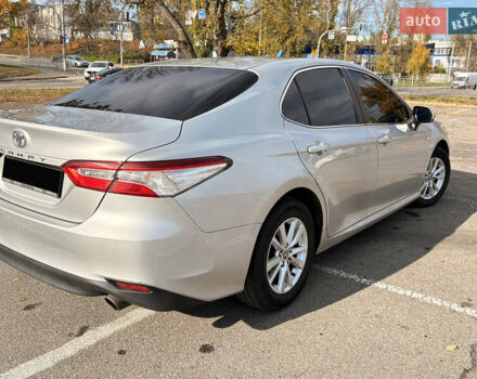 Серый Тойота Камри, объемом двигателя 2.49 л и пробегом 235 тыс. км за 21300 $, фото 14 на Automoto.ua