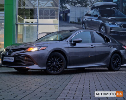 Сірий Тойота Камрі, об'ємом двигуна 2.5 л та пробігом 117 тис. км за 16553 $, фото 4 на Automoto.ua