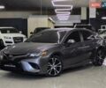 Сірий Тойота Камрі, об'ємом двигуна 2.5 л та пробігом 123 тис. км за 18489 $, фото 1 на Automoto.ua