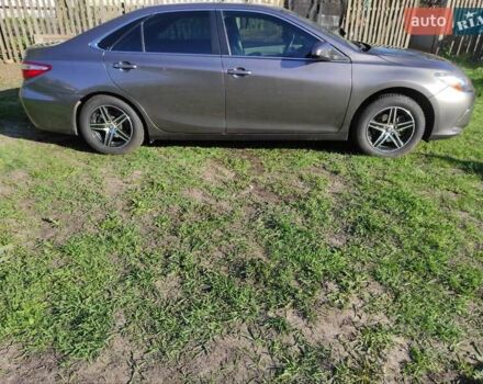 Серый Тойота Камри, объемом двигателя 2.5 л и пробегом 120 тыс. км за 13300 $, фото 2 на Automoto.ua