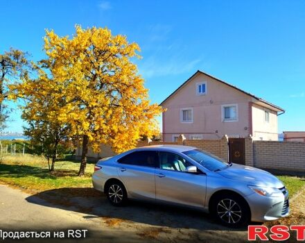 Сірий Тойота Камрі, об'ємом двигуна 2.5 л та пробігом 84 тис. км за 15500 $, фото 1 на Automoto.ua