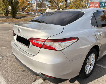 Серый Тойота Камри, объемом двигателя 2.49 л и пробегом 235 тыс. км за 21300 $, фото 17 на Automoto.ua