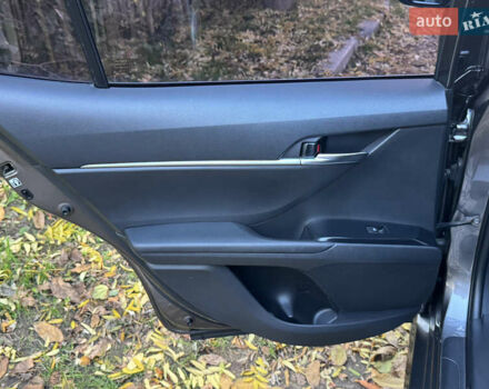 Тойота Камри 2017 в Одессе на Automoto.ua Серый Тойота Камри, объемом двигателя 2.49 л и пробегом 116 тыс. км за 16500 $, фото 33 на Automoto.ua