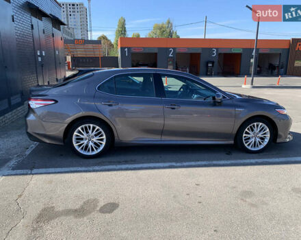 Серый Тойота Камри, объемом двигателя 2.5 л и пробегом 38 тыс. км за 29900 $, фото 6 на Automoto.ua