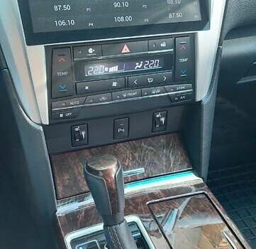 Серый Тойота Камри, объемом двигателя 2.5 л и пробегом 105 тыс. км за 21800 $, фото 27 на Automoto.ua