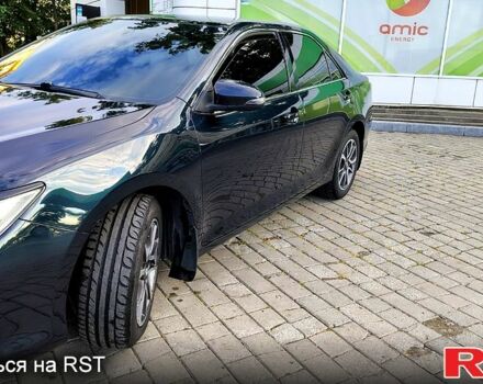 Серый Тойота Камри, объемом двигателя 2.5 л и пробегом 112 тыс. км за 17500 $, фото 2 на Automoto.ua