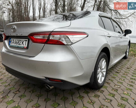 Серый Тойота Камри, объемом двигателя 2.49 л и пробегом 119 тыс. км за 20500 $, фото 15 на Automoto.ua