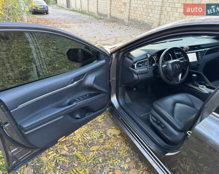 Тойота Камри 2017 в Одессе на Automoto.ua Серый Тойота Камри, объемом двигателя 2.49 л и пробегом 116 тыс. км за 16500 $, фото 22 на Automoto.ua