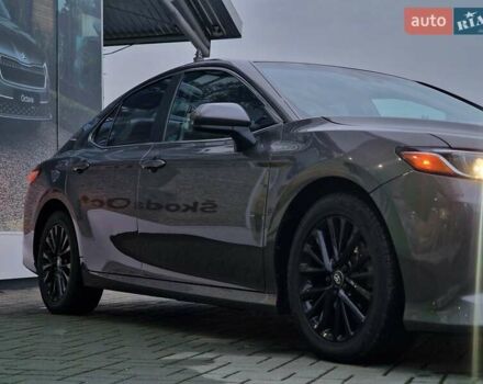 Сірий Тойота Камрі, об'ємом двигуна 2.49 л та пробігом 117 тис. км за 16678 $, фото 3 на Automoto.ua