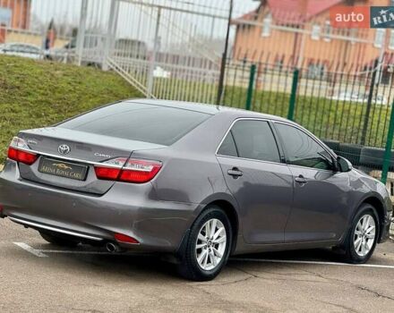 Серый Тойота Камри, объемом двигателя 2.49 л и пробегом 173 тыс. км за 17500 $, фото 9 на Automoto.ua