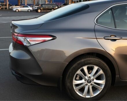 Серый Тойота Камри, объемом двигателя 2.5 л и пробегом 175 тыс. км за 18300 $, фото 10 на Automoto.ua