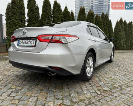 Серый Тойота Камри, объемом двигателя 2.49 л и пробегом 119 тыс. км за 20500 $, фото 14 на Automoto.ua