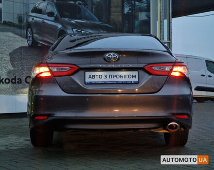 Сірий Тойота Камрі, об'ємом двигуна 2.5 л та пробігом 117 тис. км за 16553 $, фото 28 на Automoto.ua