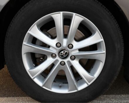 Серый Тойота Камри, объемом двигателя 2.5 л и пробегом 175 тыс. км за 18300 $, фото 5 на Automoto.ua