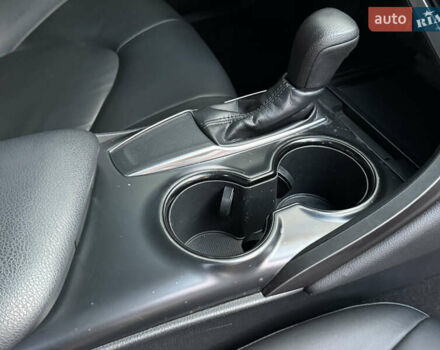 Тойота Камри 2017 в Одессе на Automoto.ua Серый Тойота Камри, объемом двигателя 2.49 л и пробегом 116 тыс. км за 16500 $, фото 54 на Automoto.ua