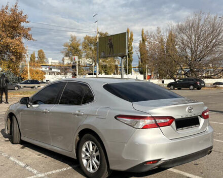 Серый Тойота Камри, объемом двигателя 2.49 л и пробегом 235 тыс. км за 21300 $, фото 9 на Automoto.ua