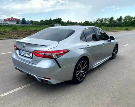 Серый Тойота Камри, объемом двигателя 2.5 л и пробегом 113 тыс. км за 19500 $, фото 2 на Automoto.ua