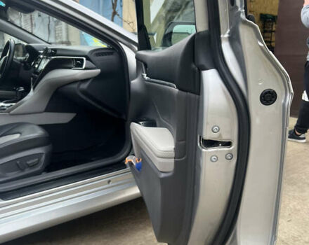 Серый Тойота Камри, объемом двигателя 2.49 л и пробегом 77 тыс. км за 22700 $, фото 17 на Automoto.ua