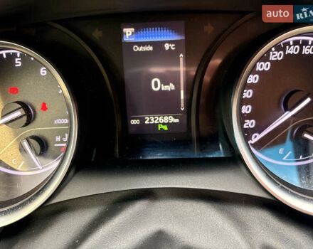 Серый Тойота Камри, объемом двигателя 2.49 л и пробегом 235 тыс. км за 21300 $, фото 20 на Automoto.ua