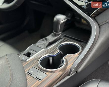 Сірий Тойота Камрі, об'ємом двигуна 2.49 л та пробігом 152 тис. км за 20999 $, фото 32 на Automoto.ua