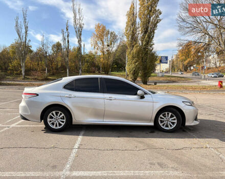 Серый Тойота Камри, объемом двигателя 2.49 л и пробегом 235 тыс. км за 21300 $, фото 15 на Automoto.ua