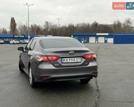 Сірий Тойота Камрі, об'ємом двигуна 2.49 л та пробігом 87 тис. км за 17850 $, фото 8 на Automoto.ua